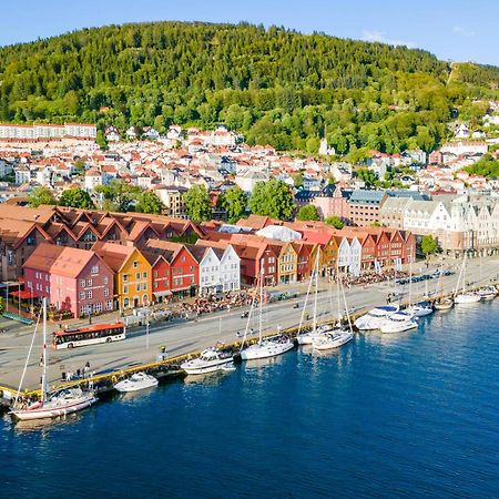 View To Bryggen - Renovated Dec 24 - Historic Cobblestone Street Bergen Exterior foto