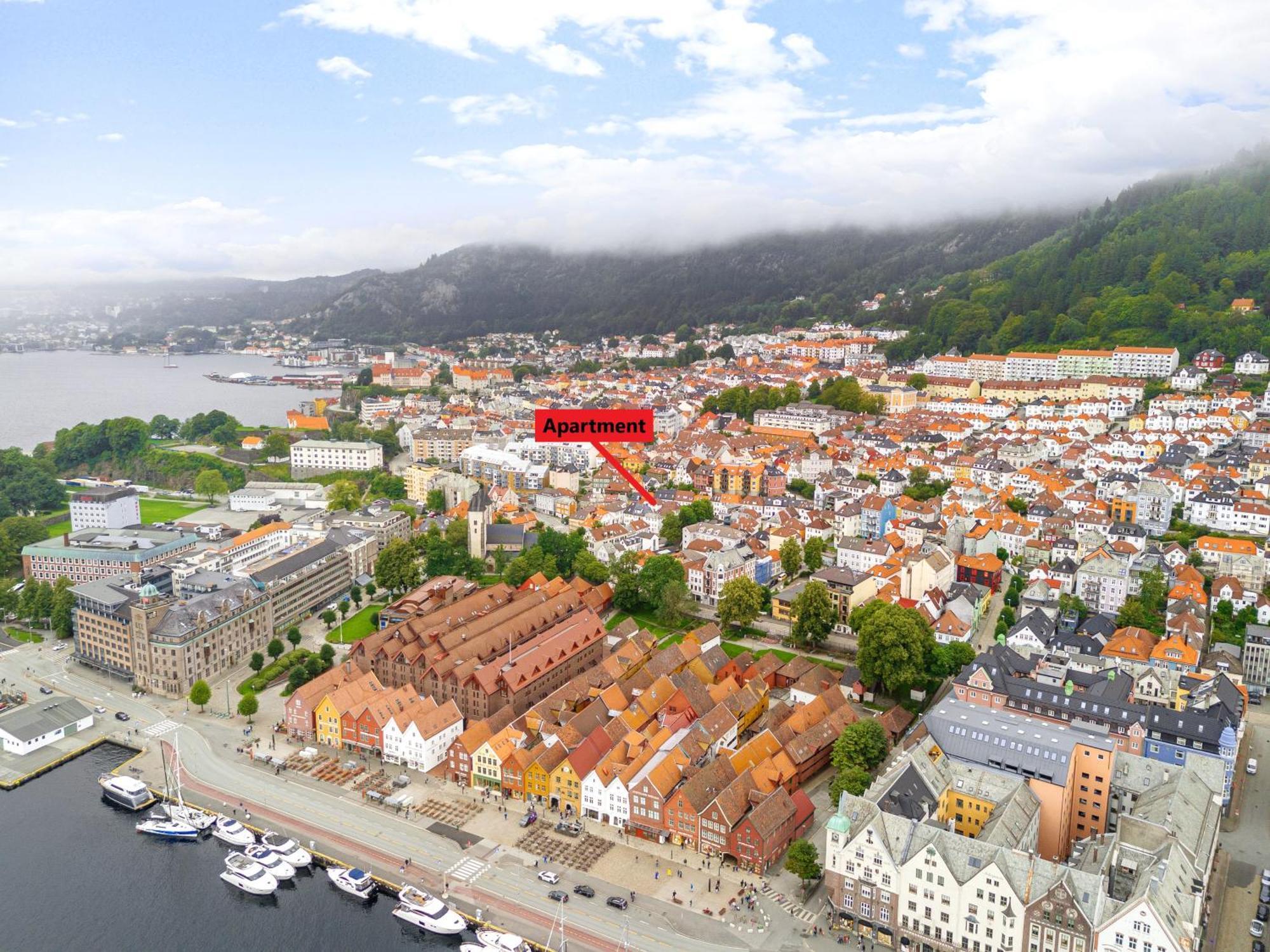 View To Bryggen - Renovated Dec 24 - Historic Cobblestone Street Bergen Exterior foto